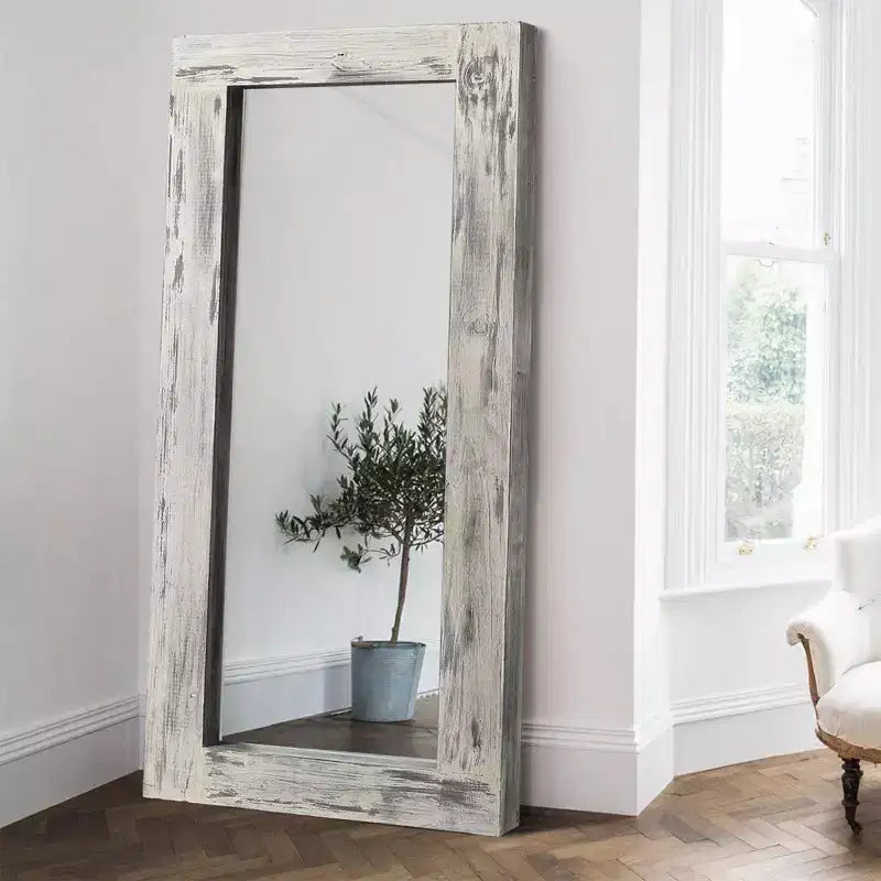 Miroir sur pied rectangulaire de style rustique, avec cadre en bois massif, 31 po L x 71 po H, fini blanc patiné
