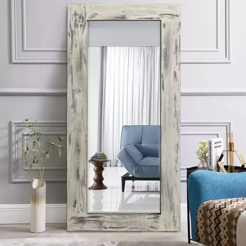 Miroir sur pied rectangulaire de style rustique, avec cadre en bois massif, 31 po L x 71 po H, fini blanc patiné